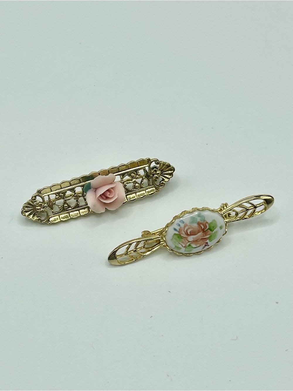 2 Gold-Tone Pink Floral Porcelain Bar Brooch - Elegant Women’s Jewelry